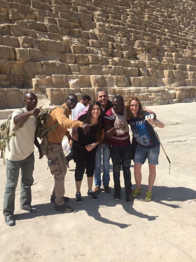 Maged Pyramids View Inn Kafret el-Gabal Eksteriør billede